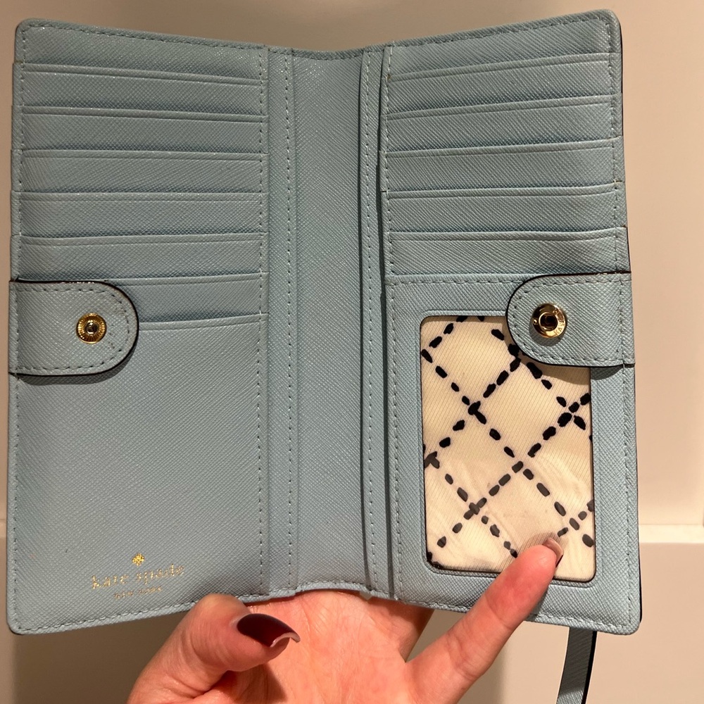 Kate Spade Wallet - Picture 3 of 3